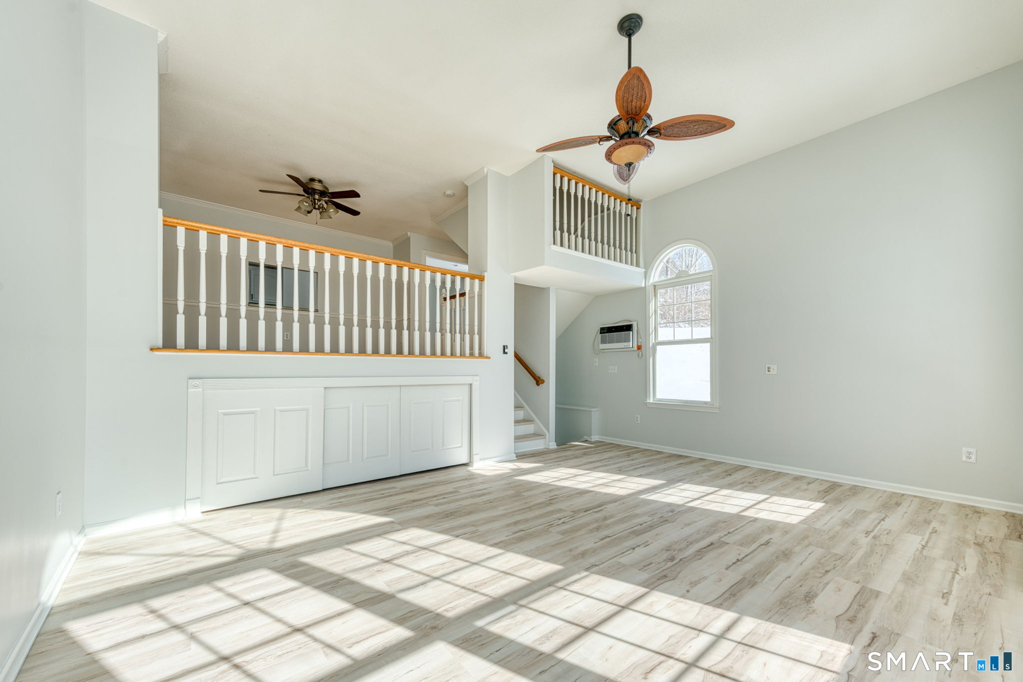 350 Bristol Street, Unit C1 Waterbury, CT 06708 - Photo 9 of 40 a bedroom with a bed and window