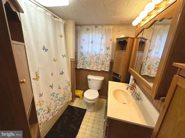 $98,000 | 20415 Ruby Industrial Road, Frostburg, MD 21532