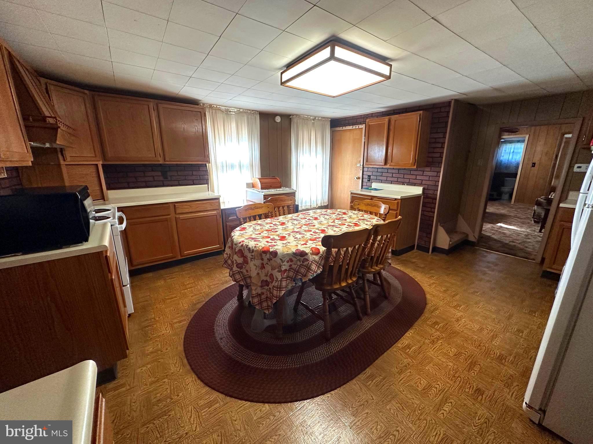 20415 Ruby Industrial Road Frostburg, MD 21532 - Photo 13 of 24 Kitchen