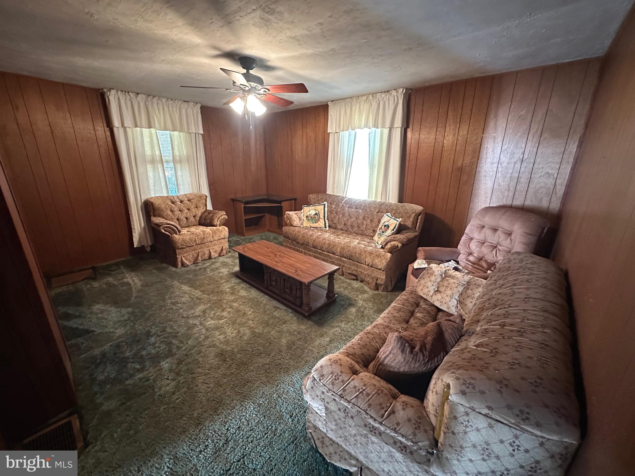 20415 Ruby Industrial Road Frostburg, MD 21532 - Photo 10 of 24 Living Room 2