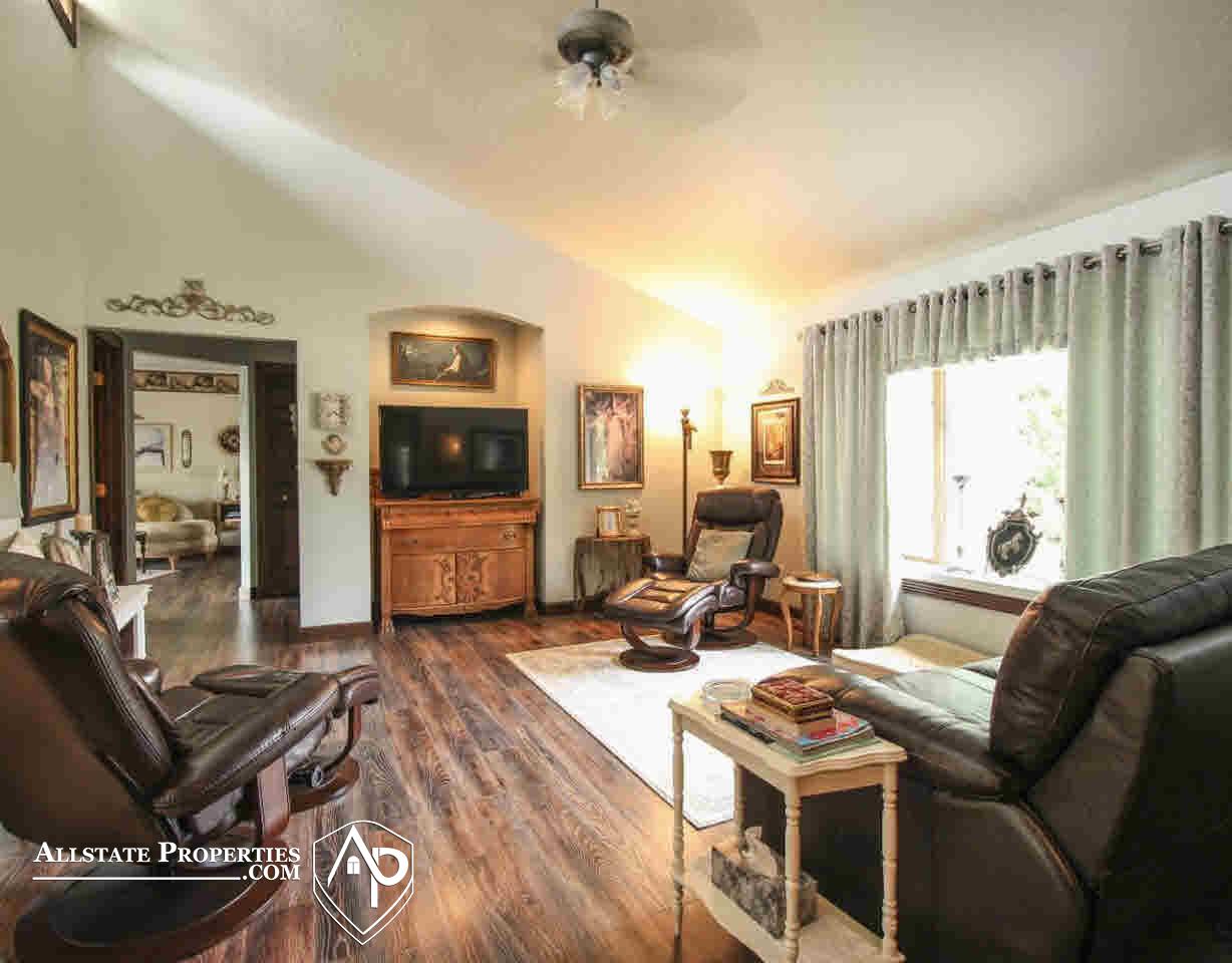 7470 East Potter Road Davison, MI 48423 - Photo 5 of 43 21360196-4.JPG