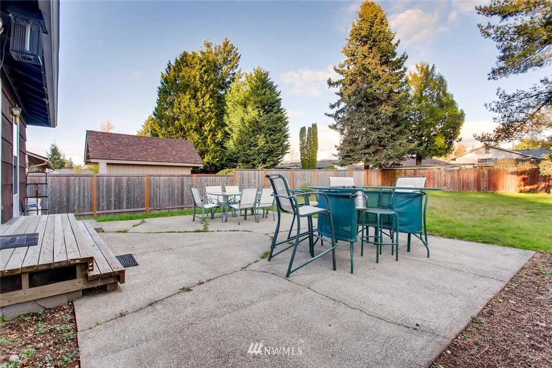 1210 Pierce Place Northeast Renton, WA 98056 - Photo 20 of 24