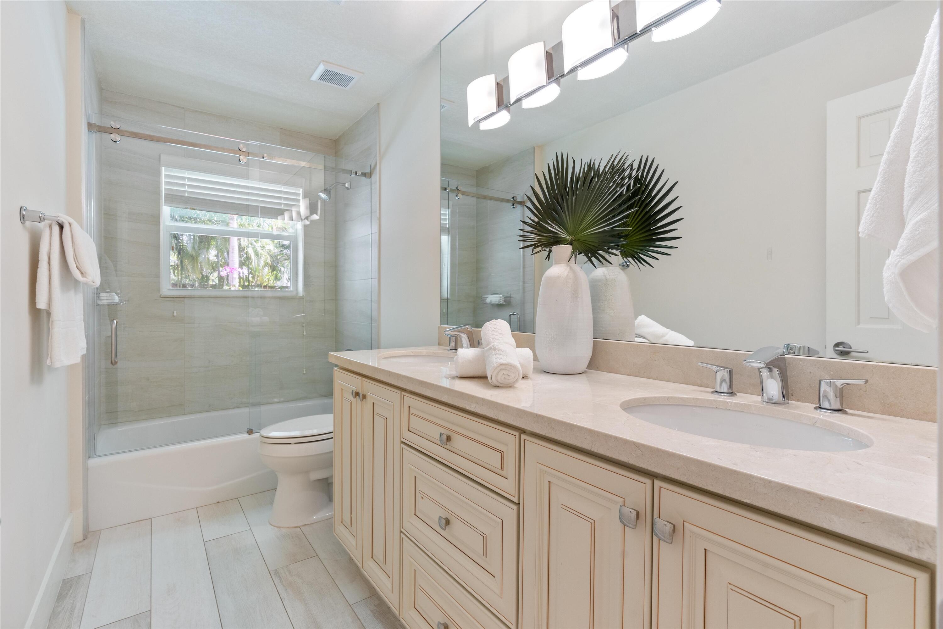 211 Northwest 17th Street Delray Beach, FL 33444 - Photo 24 of 39 21-211 NW 17th Street Delray Beach FL-11