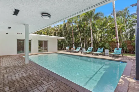 $1,395,000 | 211 Northwest 17th Street, Delray Beach, FL 33444