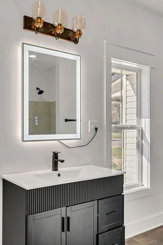 $185,000 | 402 England Street East, Cowan, TN 37318