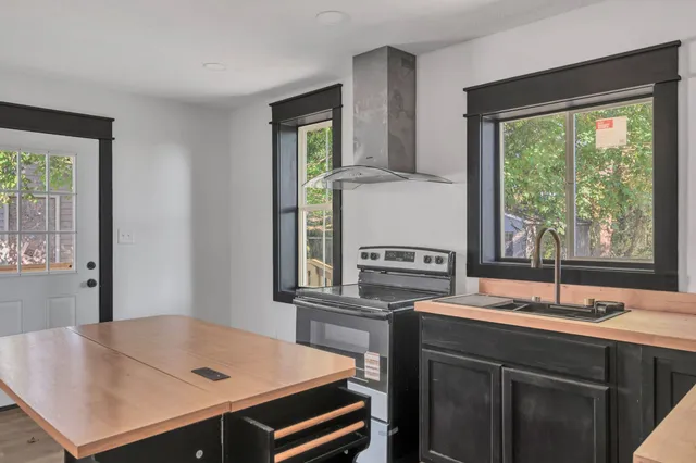 $185,000 | 402 England Street East, Cowan, TN 37318