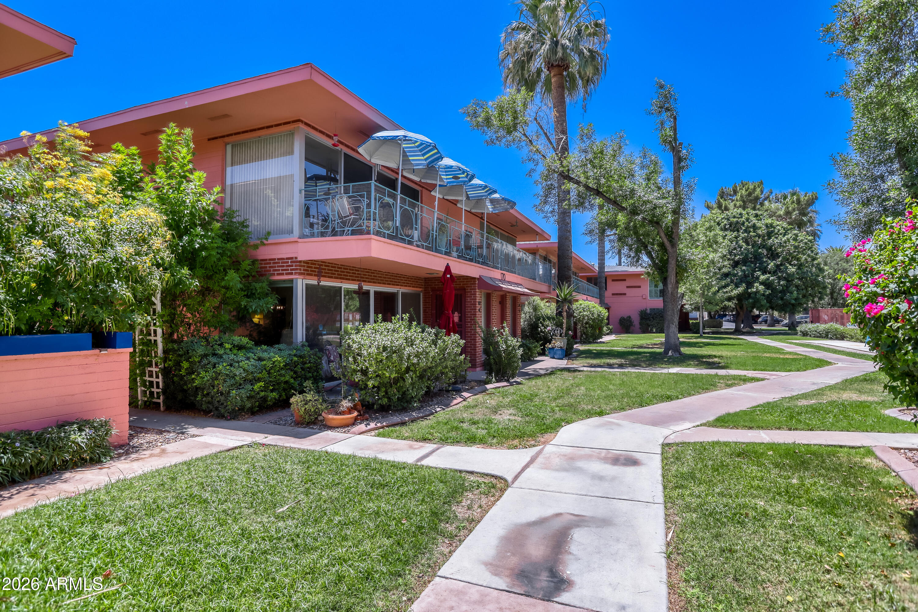 170 East Coronado Road, Unit 63 Phoenix, AZ 85004 - Photo 4 of 50