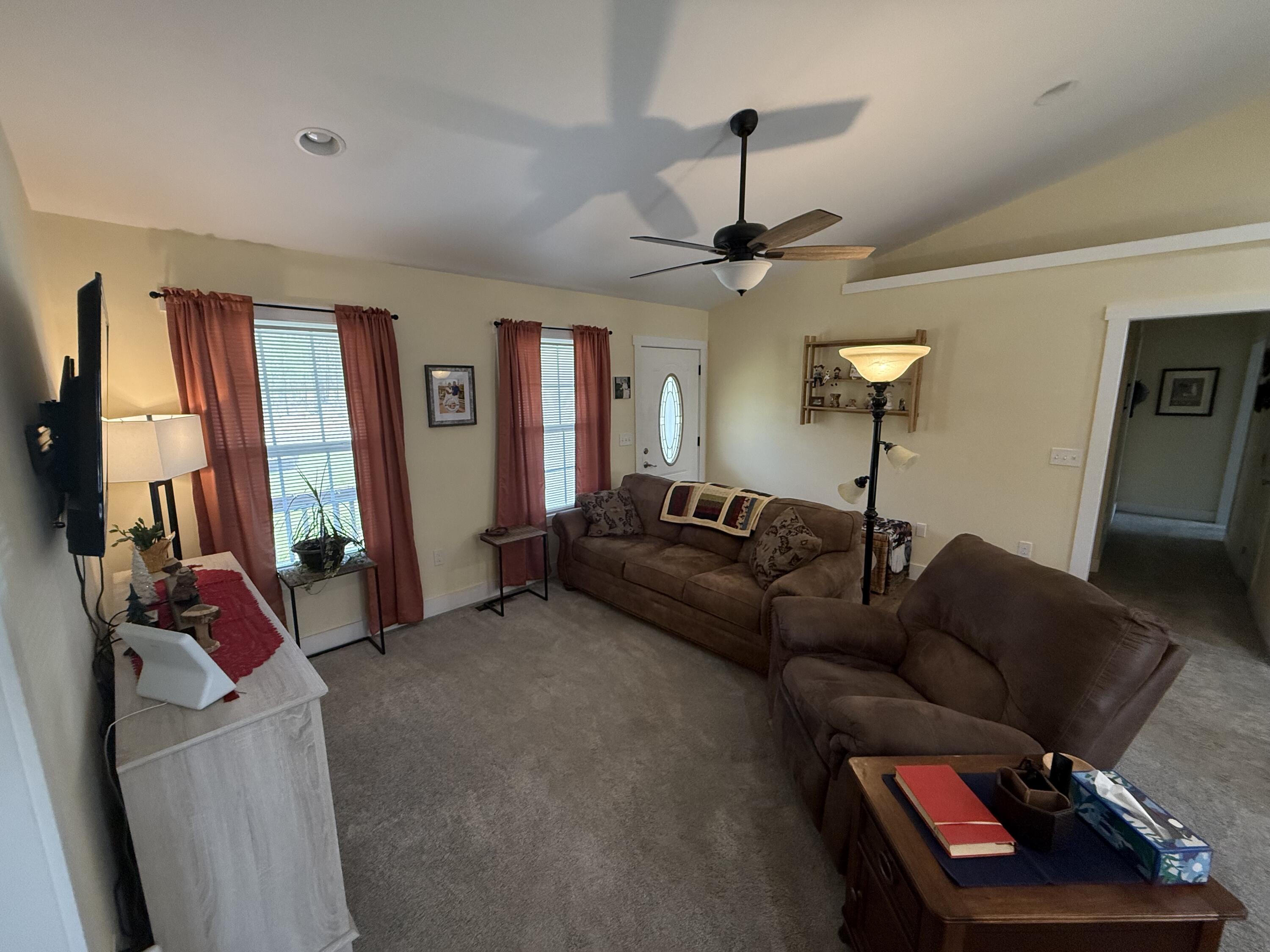 68 Timber View Pikeville, TN 37367 - Photo 5 of 25 IMG_9316
