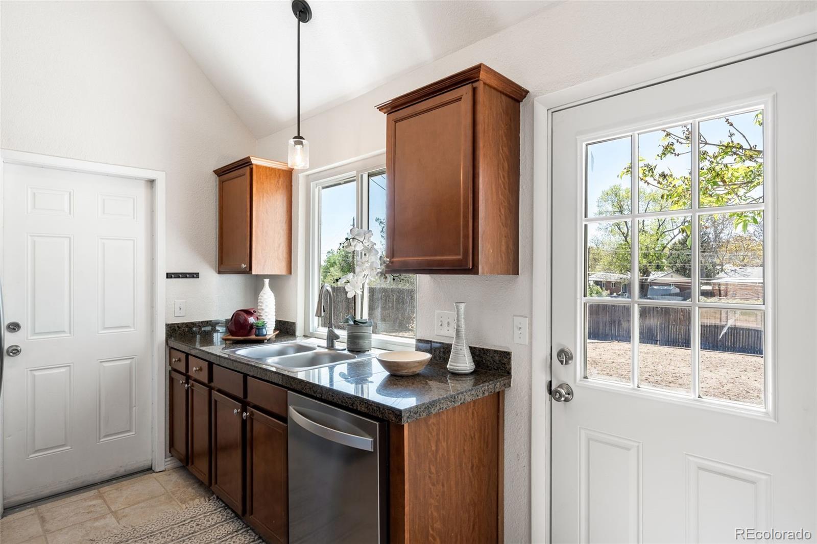 7186 West 79th Drive Arvada, CO 80003 - Photo 13 of 40