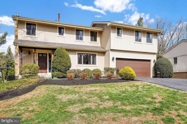 $825,000 | 11617 Silent Valley Lane, North Potomac, MD 20878