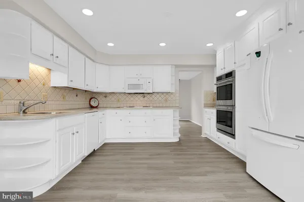 $825,000 | 11617 Silent Valley Lane, North Potomac, MD 20878