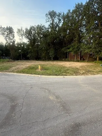 $50,000 | 420 Bayside Drive, Danville, IL 61832