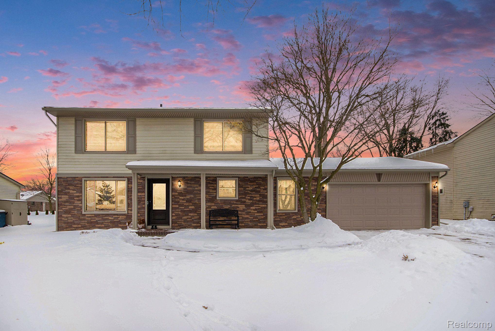 40241 Oak Tree Novi, MI 48375 - Photo 1 of 27 Gallery Image 1