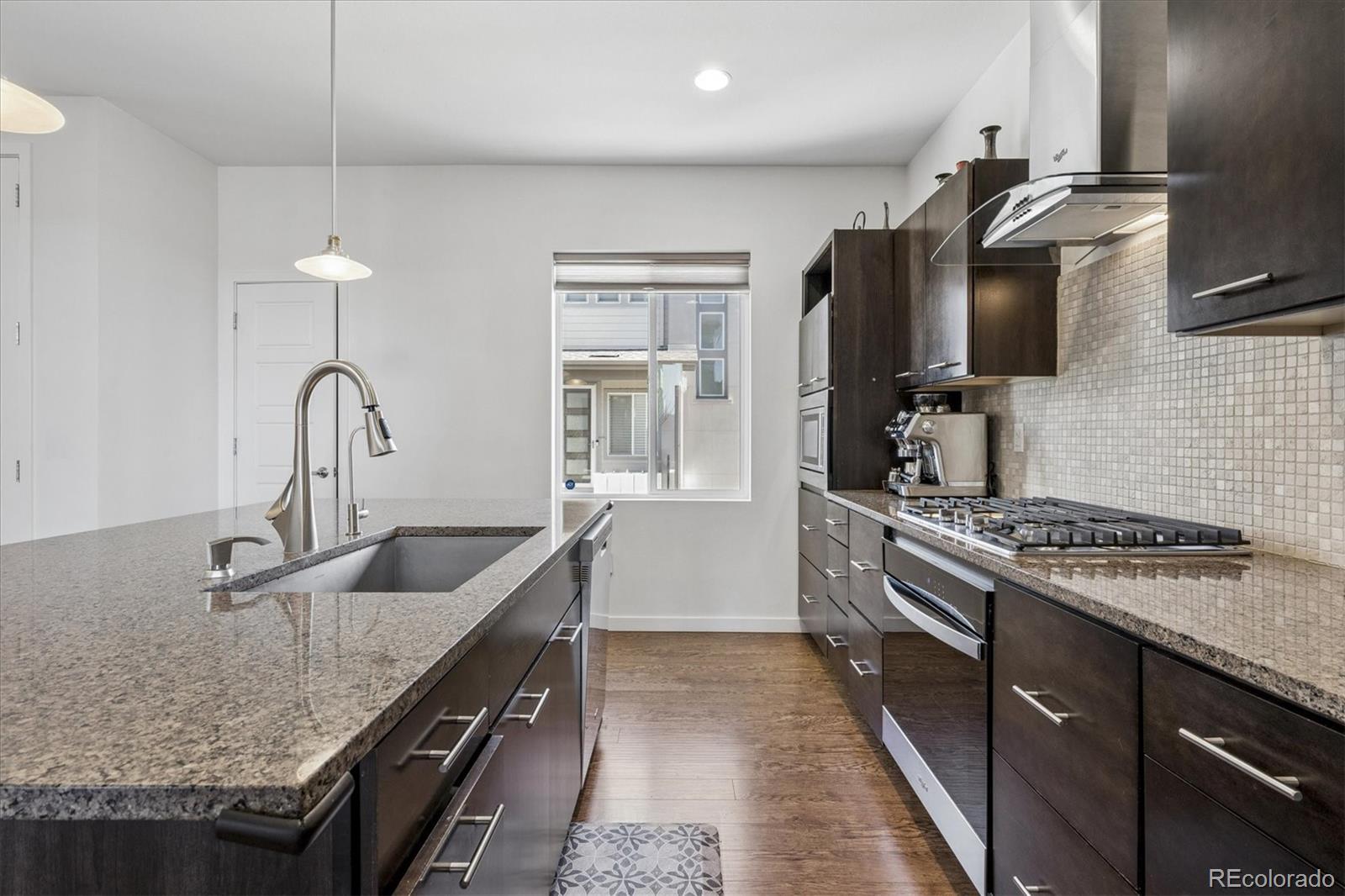 3373 Cranston Circle Highlands Ranch, CO 80126 - Photo 7 of 40