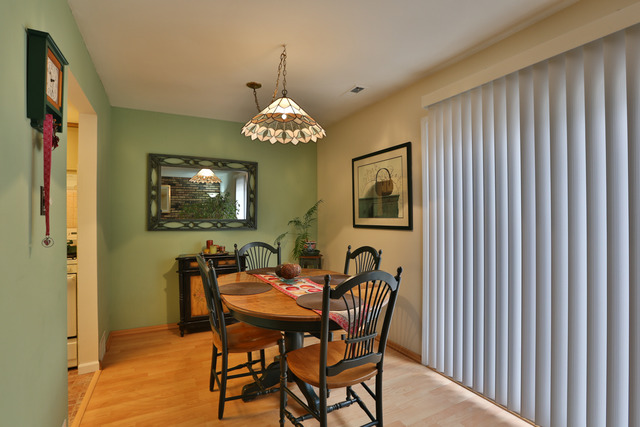 9830 Sayre Avenue, Unit 14 Chicago Ridge, IL 60415 - Photo 3 of 10