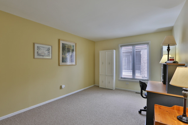 9830 Sayre Avenue, Unit 14 Chicago Ridge, IL 60415 - Photo 8 of 10