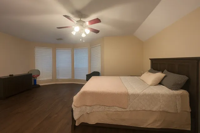 $315,000 | 12034 North Brenton Knoll Drive, Tomball, TX 77375