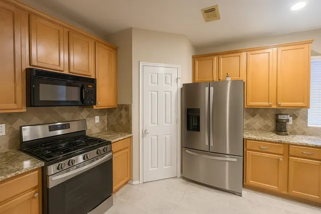 $315,000 | 12034 North Brenton Knoll Drive, Tomball, TX 77375