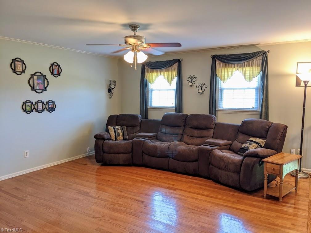 912 Mountain View Road King, NC 27021 - Photo 6 of 41