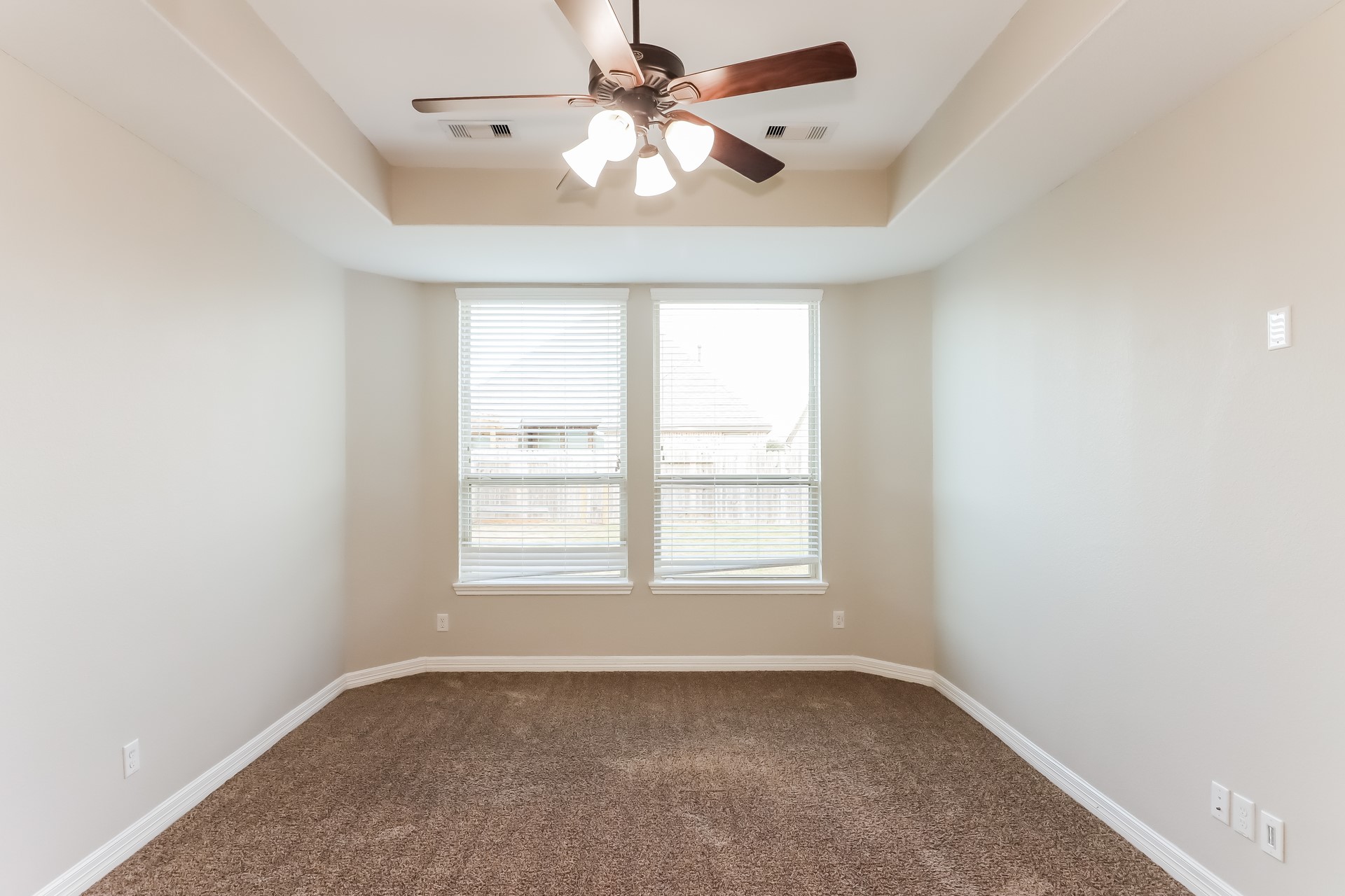 9743 Stratton Ridge Drive Richmond, TX 77406 - Photo 5 of 15 Gallery Image 5