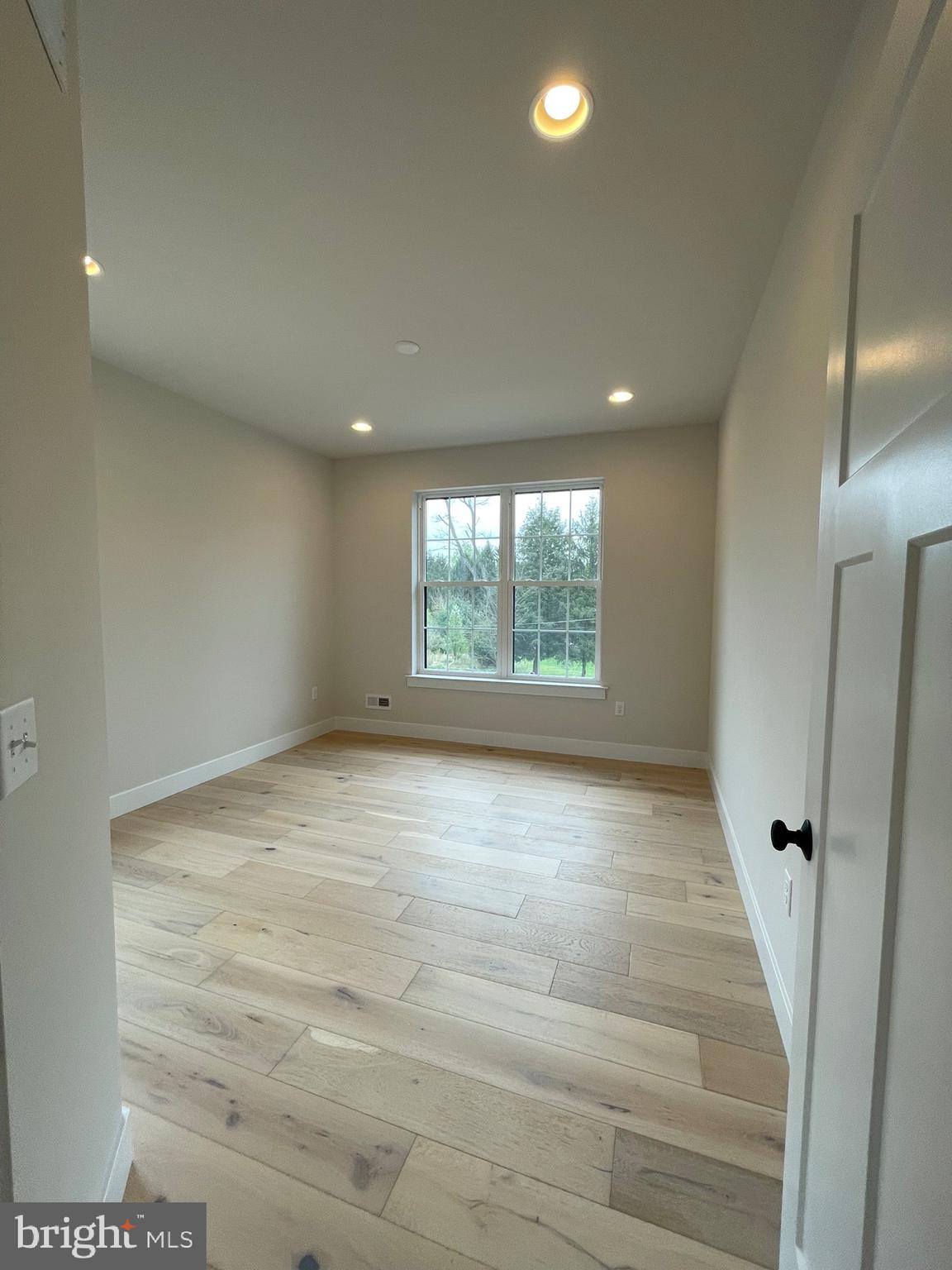 828 Spring City Road Phoenixville, PA 19460 - Photo 13 of 22