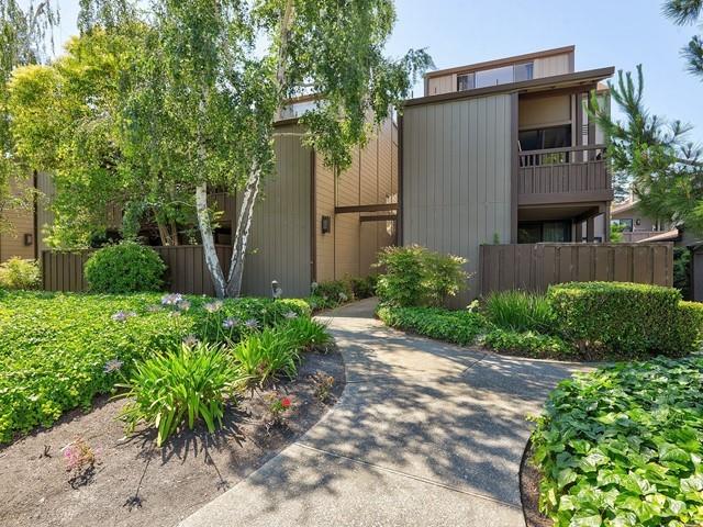2040 West Middlefield Road, Unit 11 Mountain View, CA 94043 - Photo 1 of 24 Gallery Image 1