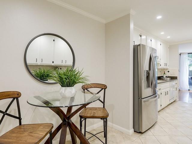2040 West Middlefield Road, Unit 11 Mountain View, CA 94043 - Photo 11 of 24 Gallery Image 11