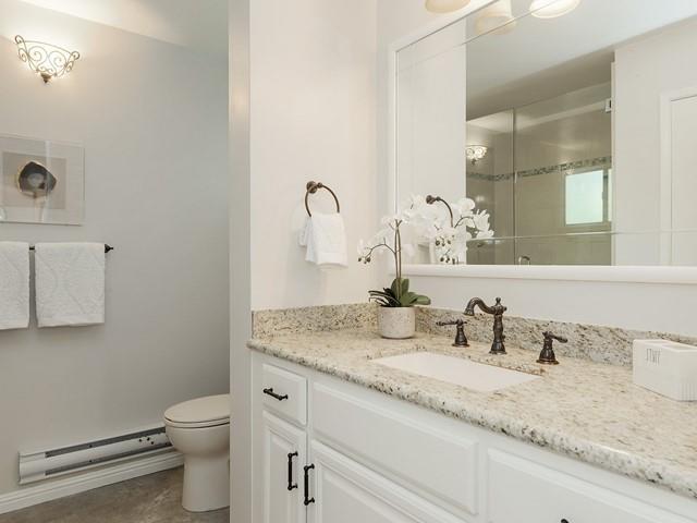 2040 West Middlefield Road, Unit 11 Mountain View, CA 94043 - Photo 15 of 24 Gallery Image 15