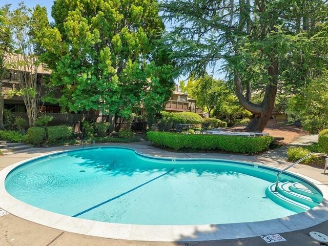 2040 West Middlefield Road, Unit 11 Mountain View, CA 94043 - Photo 21 of 24 Gallery Image 21