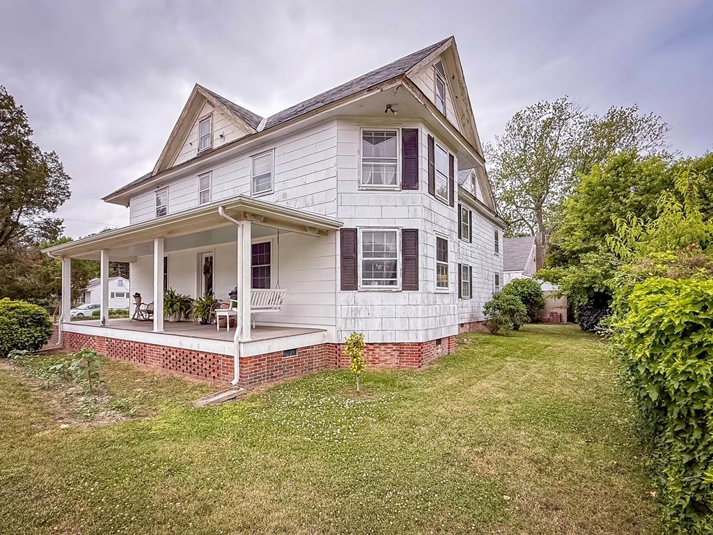10211 Shell Street Nassawadox, VA 23413 - Photo 2 of 46