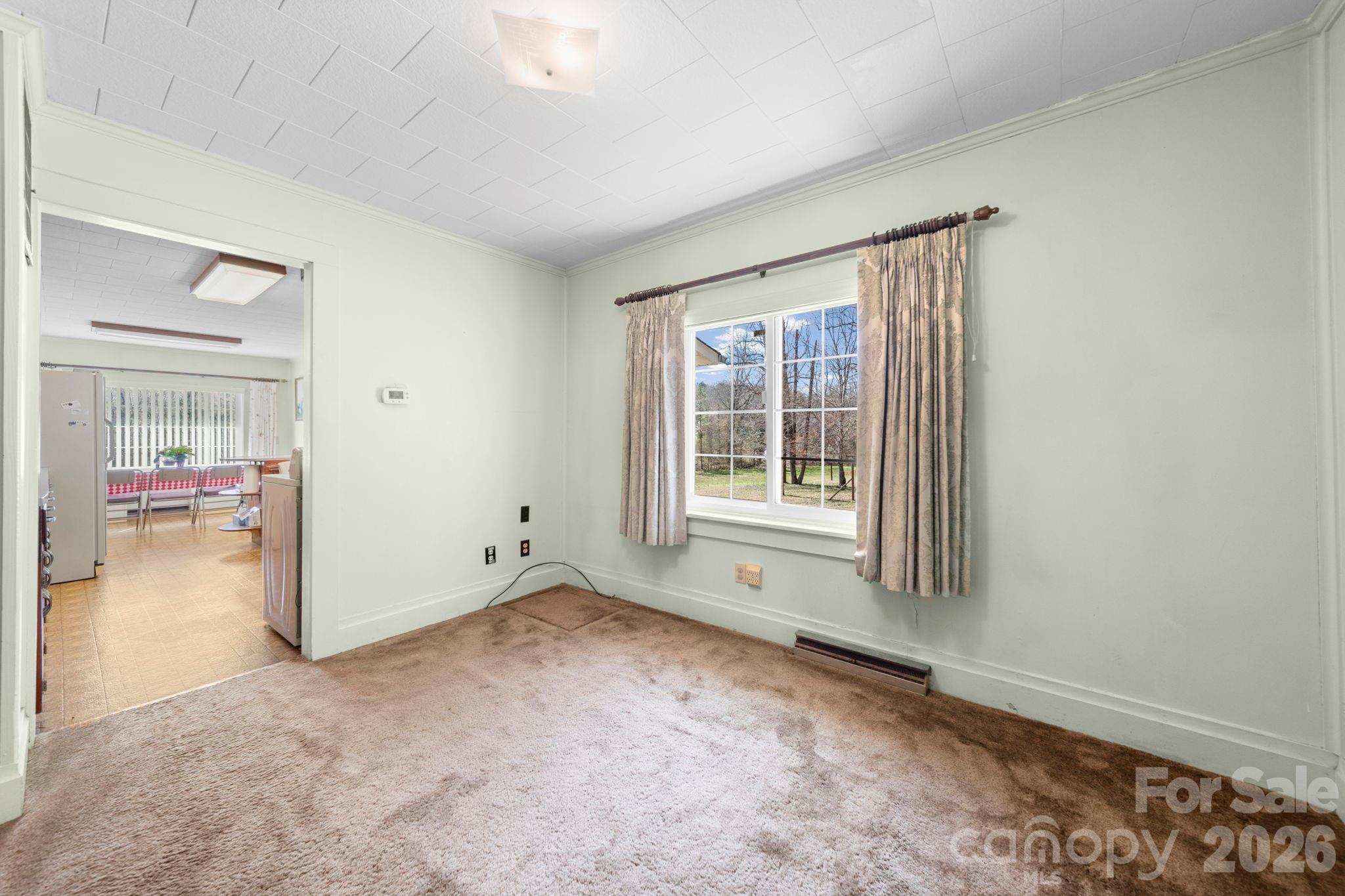 2350 Grubb Ferry Road Salisbury, NC 28144 - Photo 25 of 31 an empty room with window