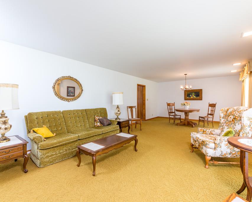 2960 Lewis Branch Road Tennessee Ridge, TN 37178 - Photo 5 of 24 a living room with furniture and a table