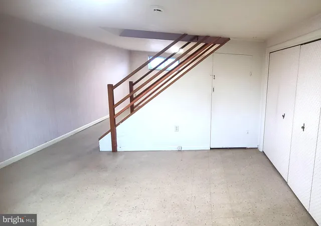 $2,100 | 934 Regina Drive, Baltimore, MD 21227