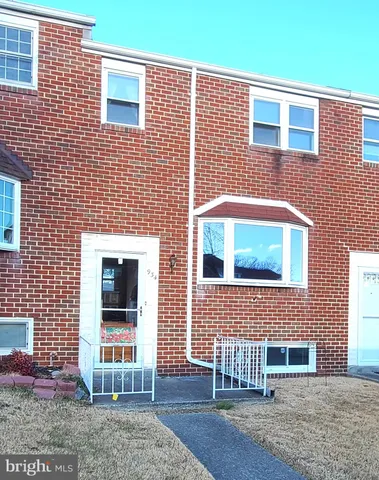 $2,100 | 934 Regina Drive, Baltimore, MD 21227