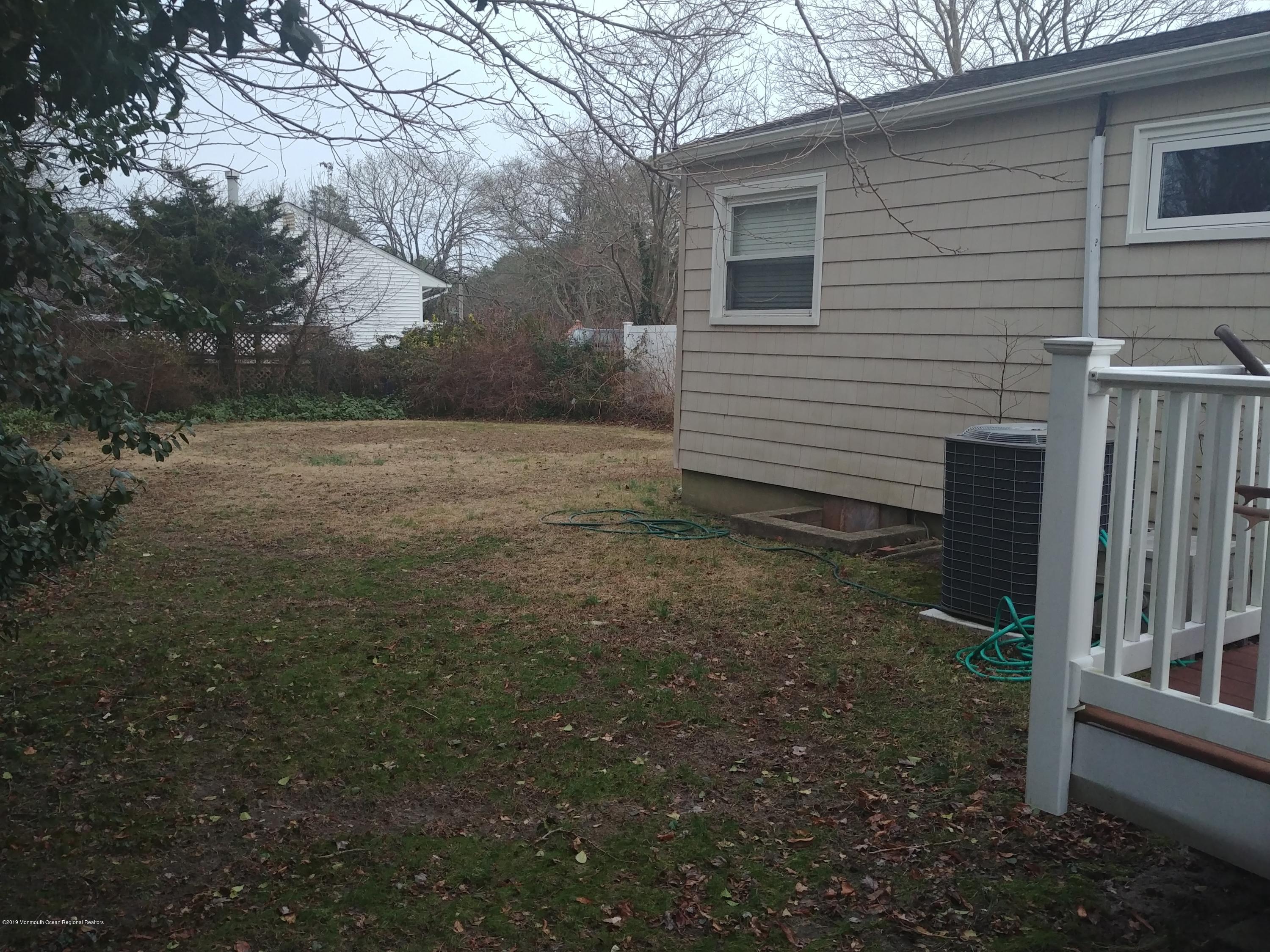 31 Daisy Road Toms River, NJ 08753 - Photo 22 of 23 20190102_155855