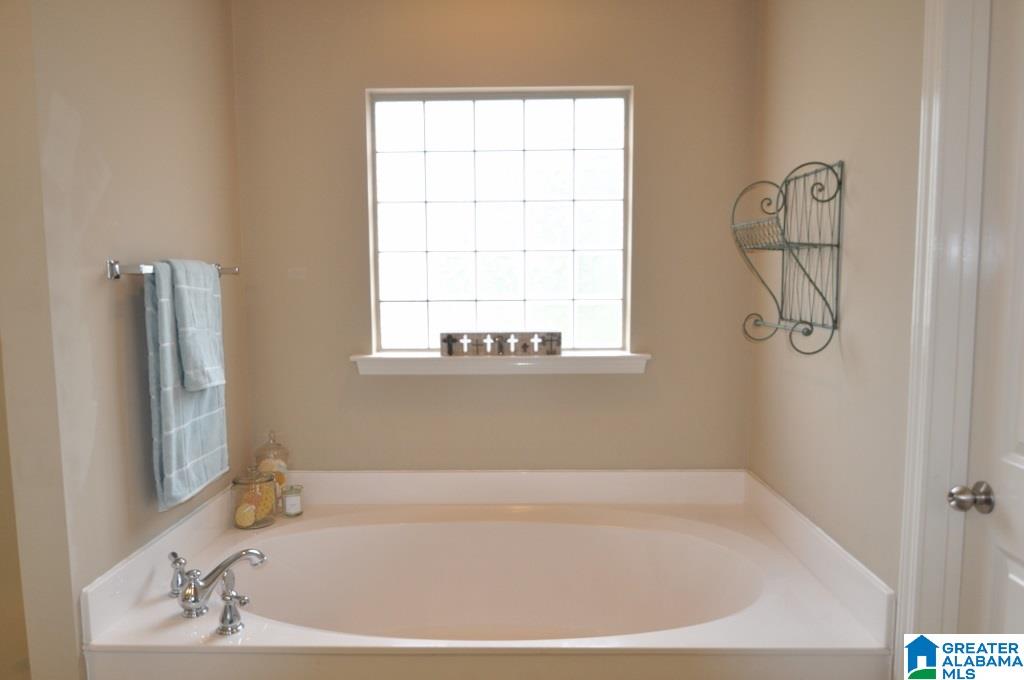 1052 Riviera Drive Calera, AL 35040 - Photo 31 of 33