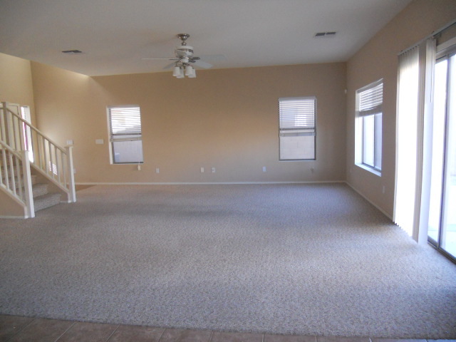 45016 Portabello Road Maricopa, AZ 85139 - Photo 3 of 6 Living room