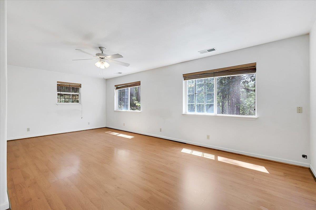 12986 South Mack Road Grass Valley, CA 95949 - Photo 26 of 81