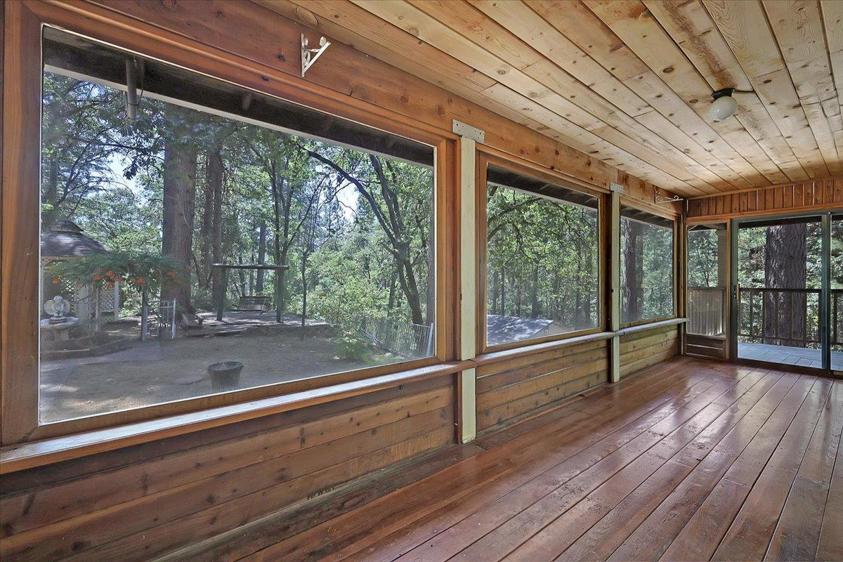 12986 South Mack Road Grass Valley, CA 95949 - Photo 36 of 81