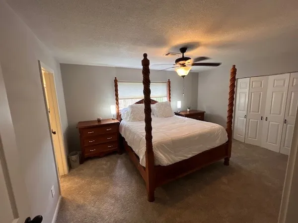 $3,000 | 307 Shirleen Drive, Pasadena, TX 77586
