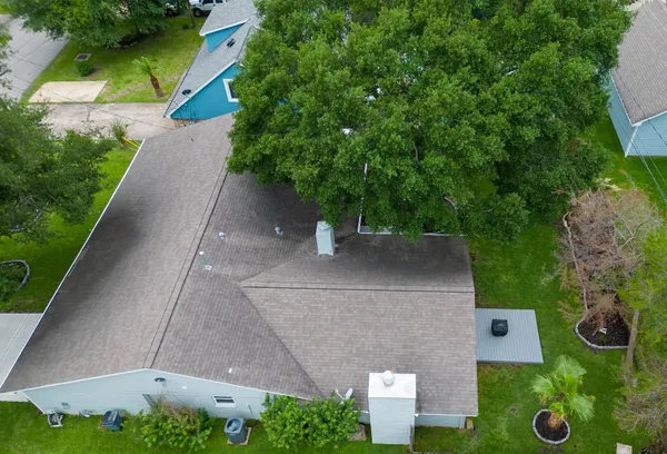 $3,000 | 307 Shirleen Drive, Pasadena, TX 77586