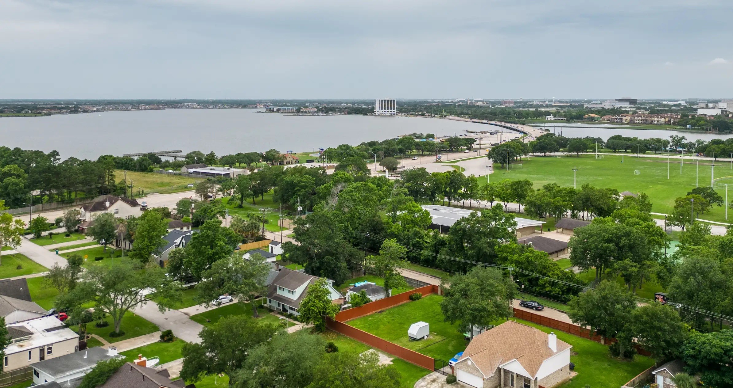 307 Shirleen Drive Pasadena, TX 77586 - Photo 6 of 27 Proximity to Clear Lake