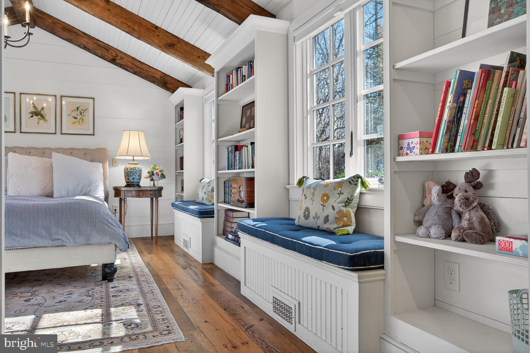 17651 Raven Rocks Road Bluemont, VA 20135 - Photo 34 of 87 Quarter Sawn Oak Floors