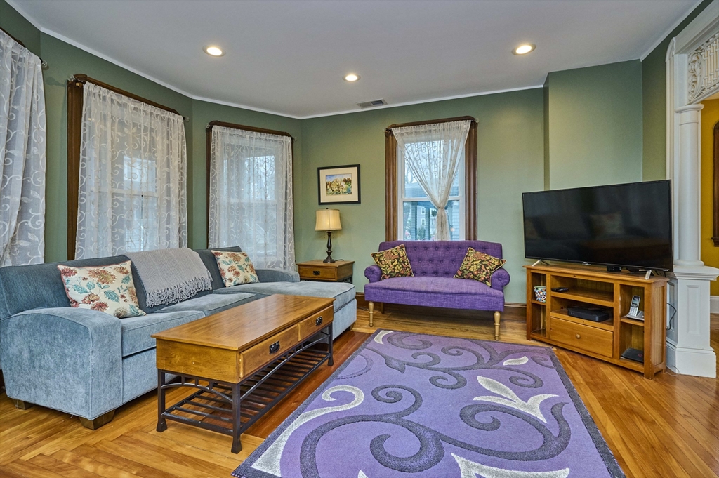 48 Grant Road Swampscott, MA 01907 - Photo 15 of 36 Gallery Image 15