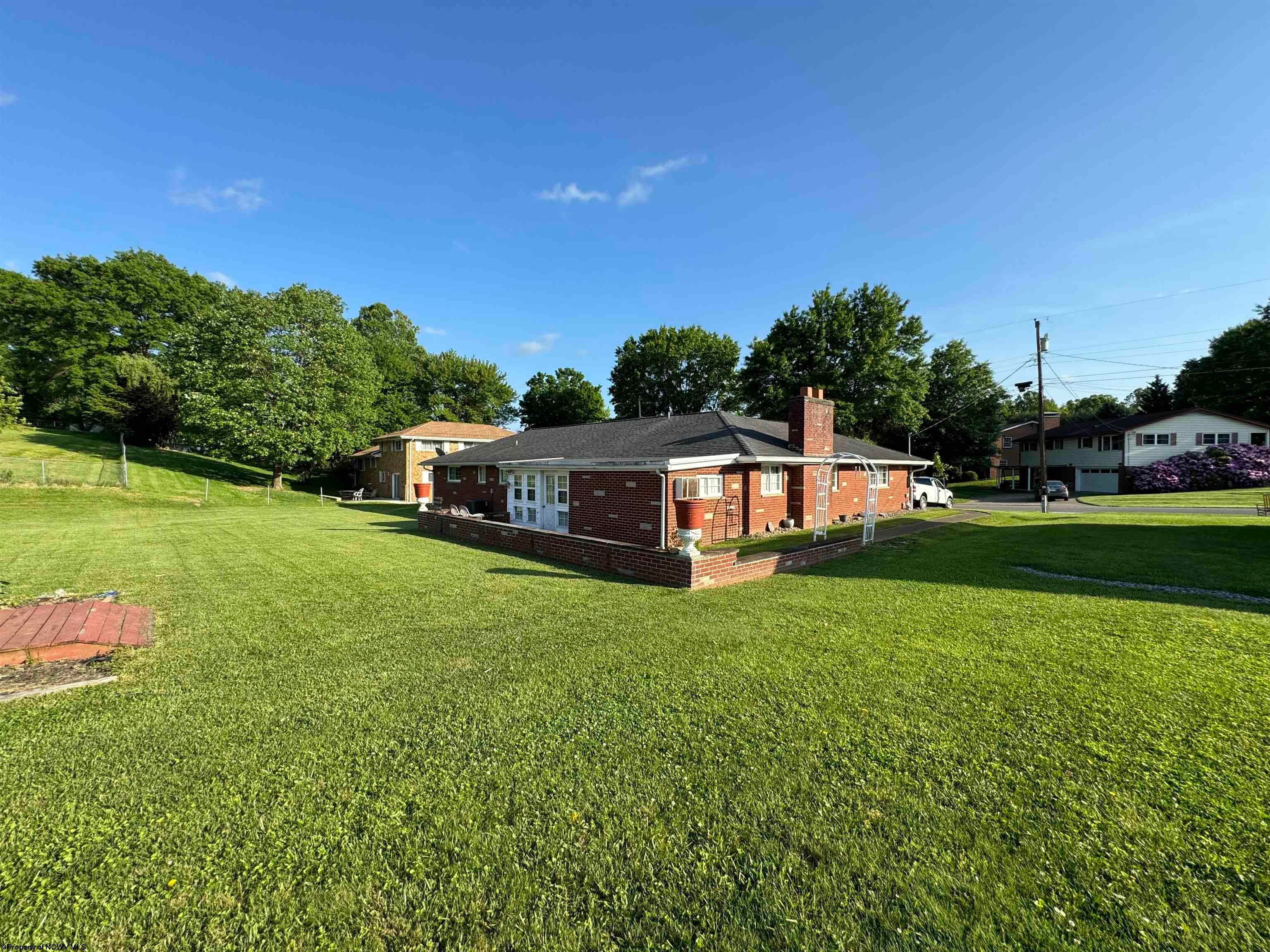 1022 Rainbow Road Bridgeport, WV 26330 - Photo 28 of 29 Gallery Image 28