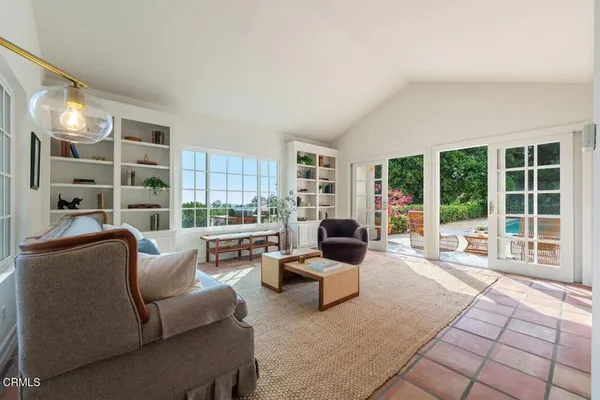$2,990,000 | 3250 Mesaloa Lane, Pasadena, CA 91107
