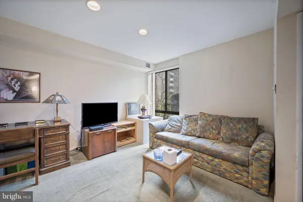 $109,000 | 7 Slade Avenue, Unit 119, Baltimore, MD 21208