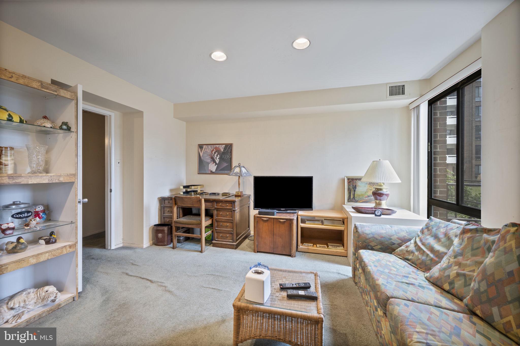 7 Slade Avenue, Unit 119 Baltimore, MD 21208 - Photo 9 of 41 2nd Bedroom being used as Den