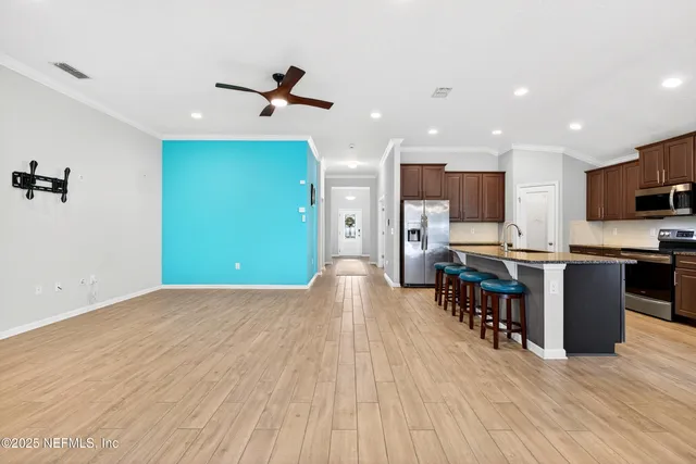 $575,000 | 138 South Hummingbird Place, Palm Coast, FL 32164