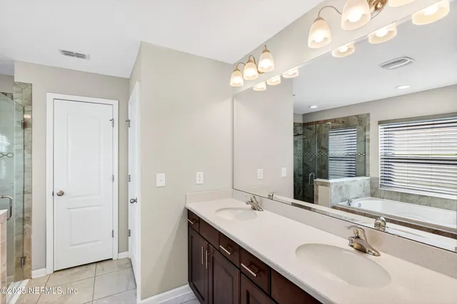 $575,000 | 138 South Hummingbird Place, Palm Coast, FL 32164